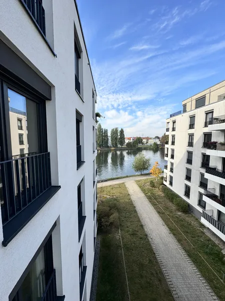 Wohnen an der Spree - Modern, hell und perfekt für Singles oder Paare! — photo 1